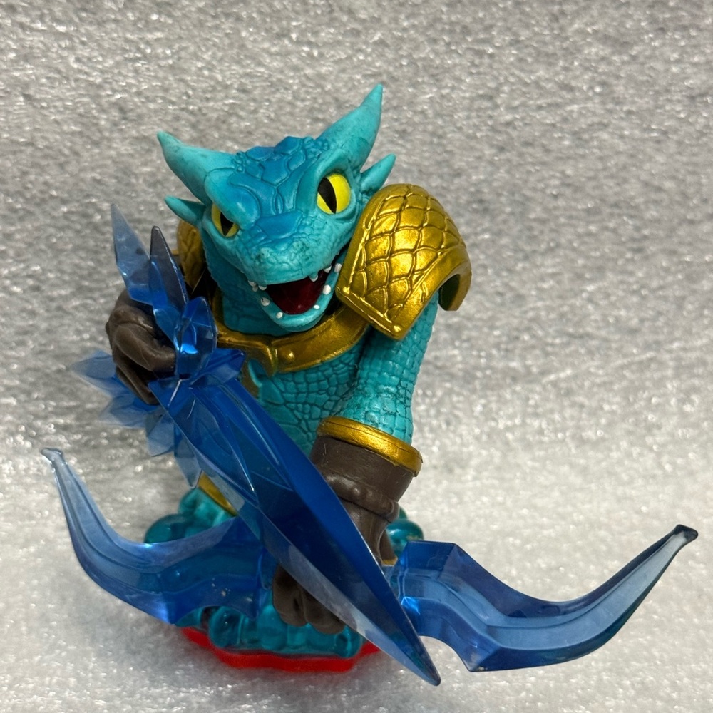 Skylanders Trap Team Snap Shot Blue Water Element Figure Preowned